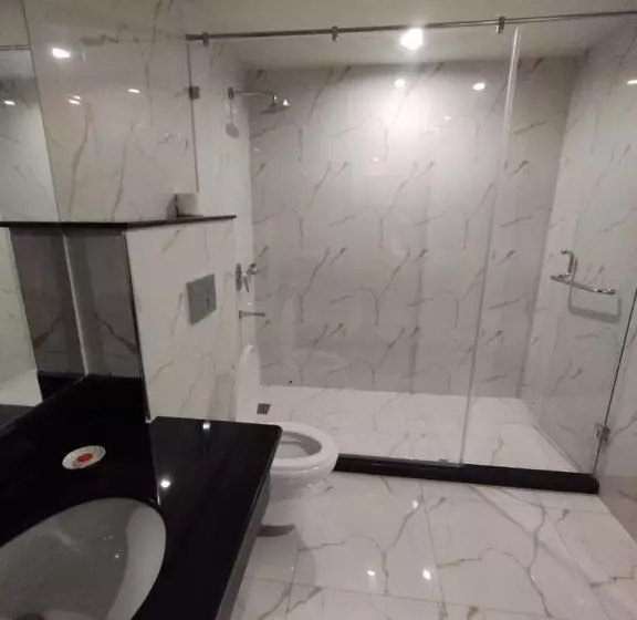 هتل Avari Xpress Gilgit