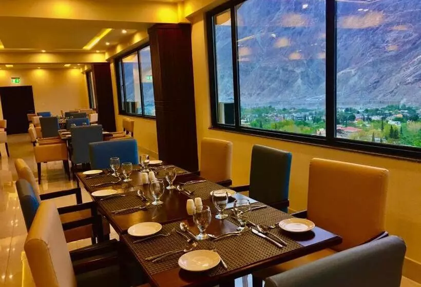 هتل Avari Xpress Gilgit