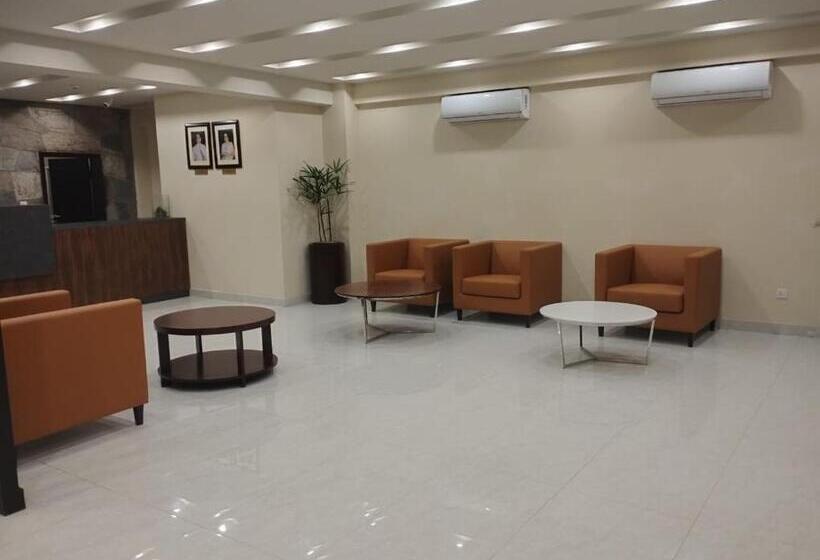 هتل Avari Xpress Gilgit