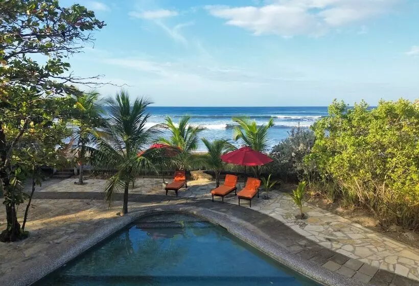 Hotelli Playa San Diego Beachfront Rentals