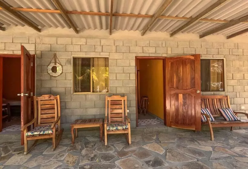 Hotelli Playa San Diego Beachfront Rentals