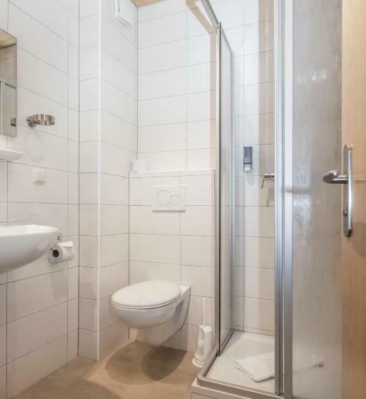 هاستل Landgasthof Augustiner