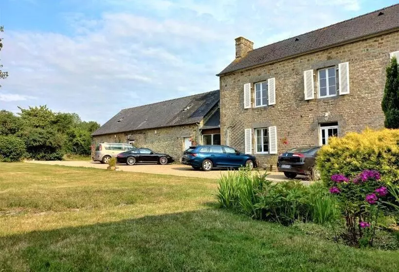 Aamiaismajoitus (B&B) Le Presbytère De Vieuvy