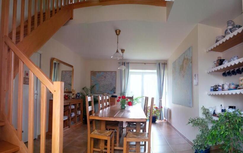 Bed and Breakfast Le Presbytère De Vieuvy