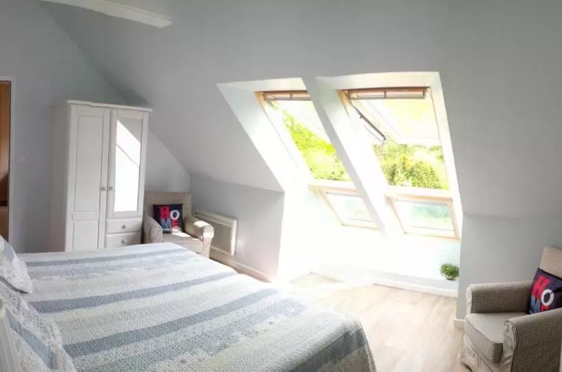 Aamiaismajoitus (B&B) Le Presbytère De Vieuvy