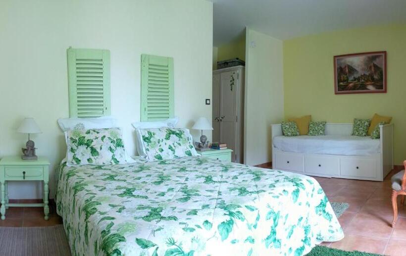 Bed and Breakfast Le Presbytère De Vieuvy