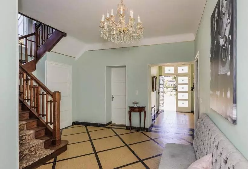 Aamiaismajoitus (B&B) Villa Verte