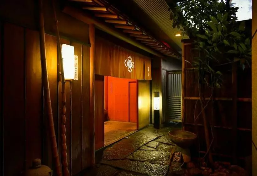 Hotelli 京よろず