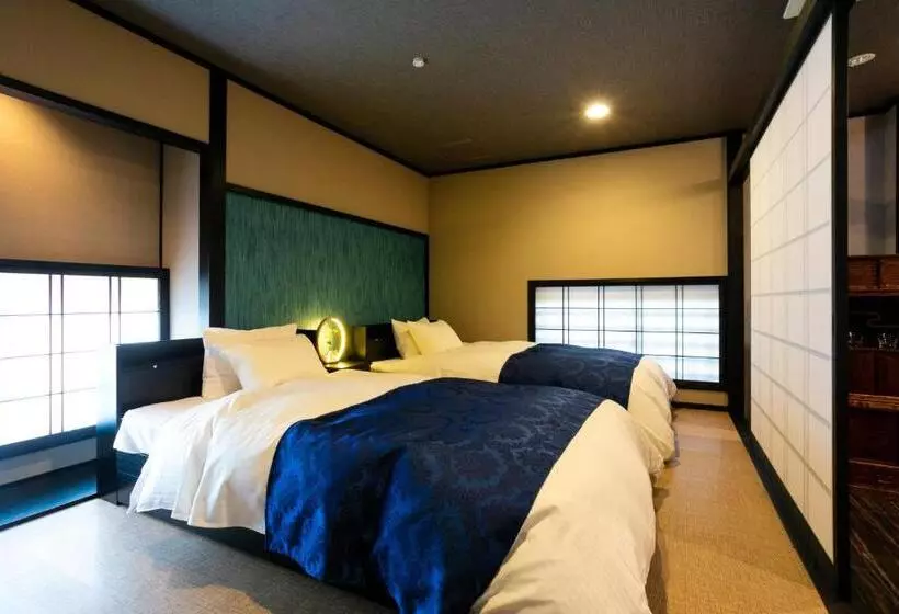 Hotelli 京よろず