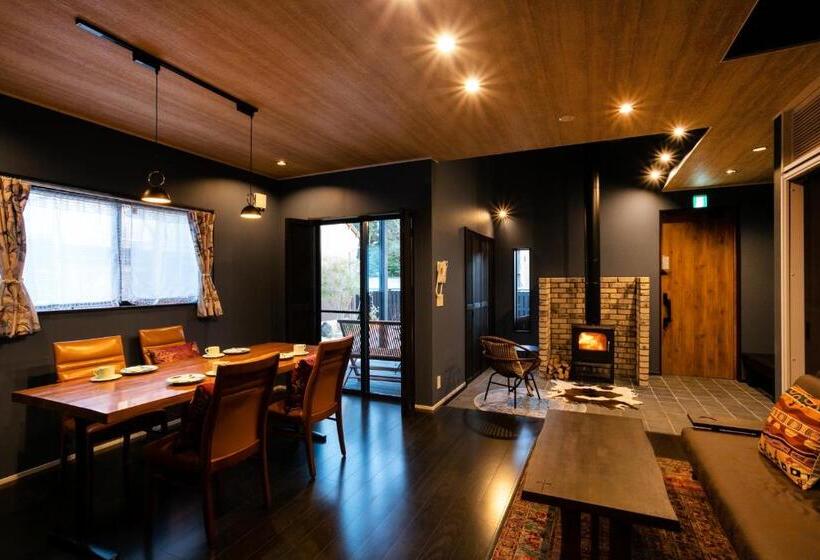 Szálloda 京よろず