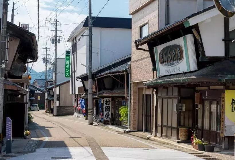 Hotelli 京よろず