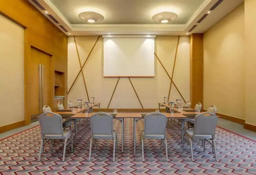 هتل Four Points By Sheraton Ikot Ekpene