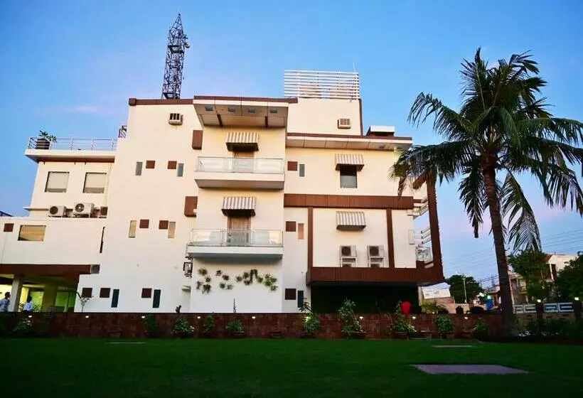ホテル Jaswant Vilas   10mins From Railway & Bus Station