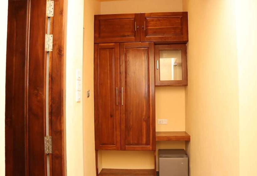 Hotel Paddyway Resort