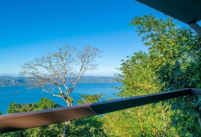 ホテル Tres Piedras