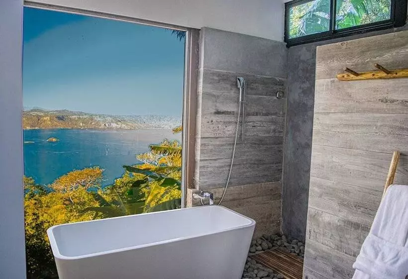 ホテル Tres Piedras