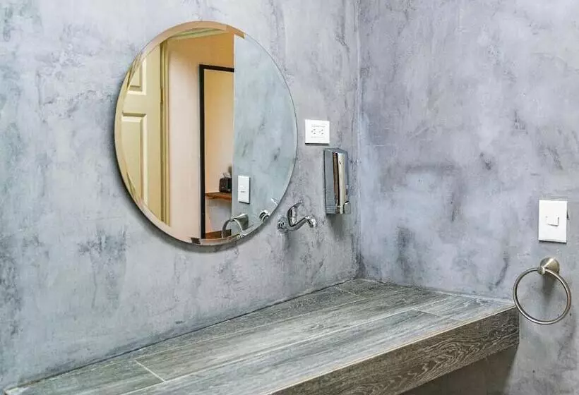 ホテル Tres Piedras