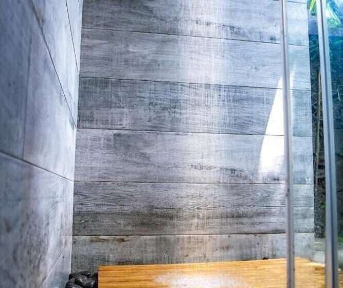 ホテル Tres Piedras