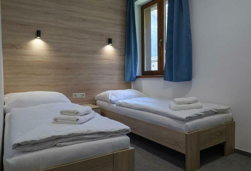 リゾートホテル Ekorezort Vendelin