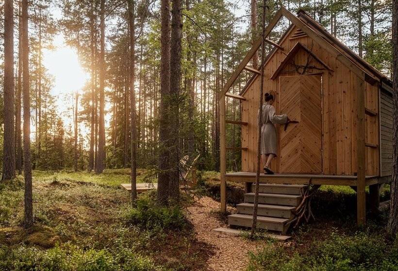 استراحتگاه Nordic Island Hideout