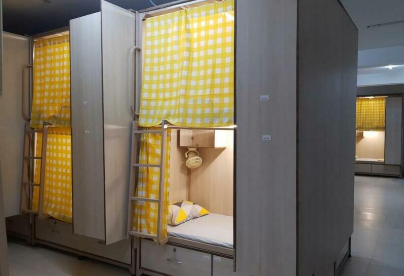 호스텔 Abuzz Oxfordcaps, Genome Valley Hyderabad