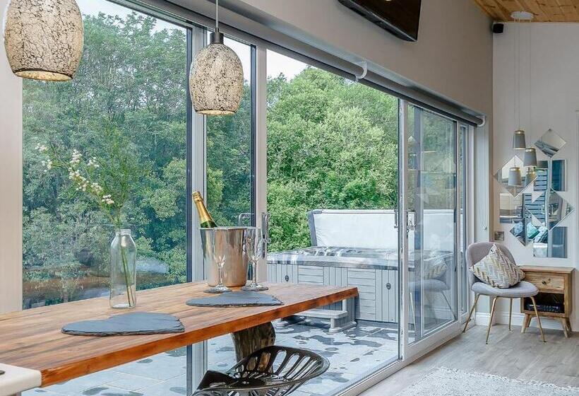 אתר נופש Nantycoed Lodges