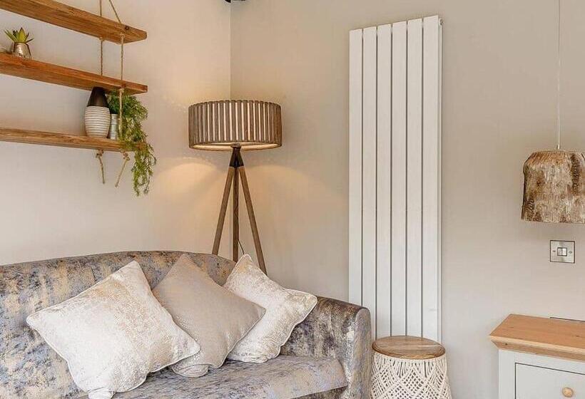 אתר נופש Nantycoed Lodges