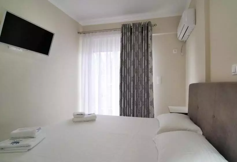 هتل Himara Royal