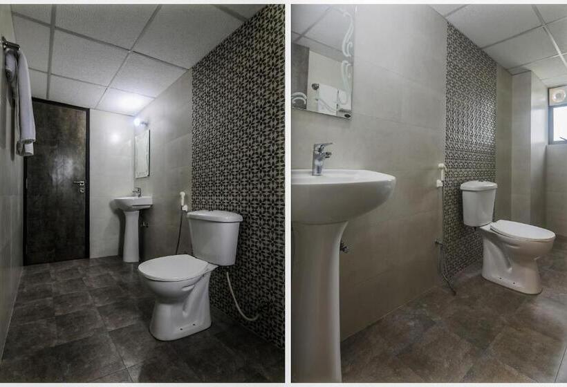 فندق Oyo 17004 Padmarag Residency