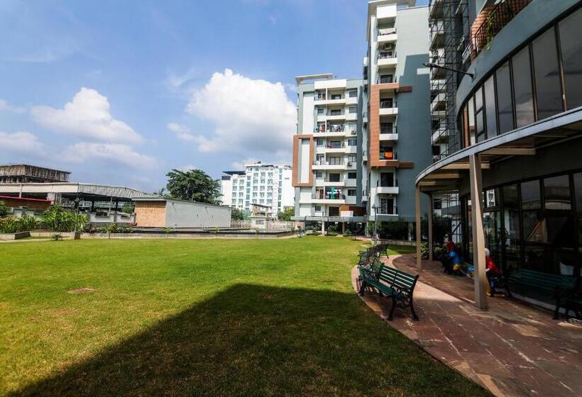 فندق Oyo 17004 Padmarag Residency