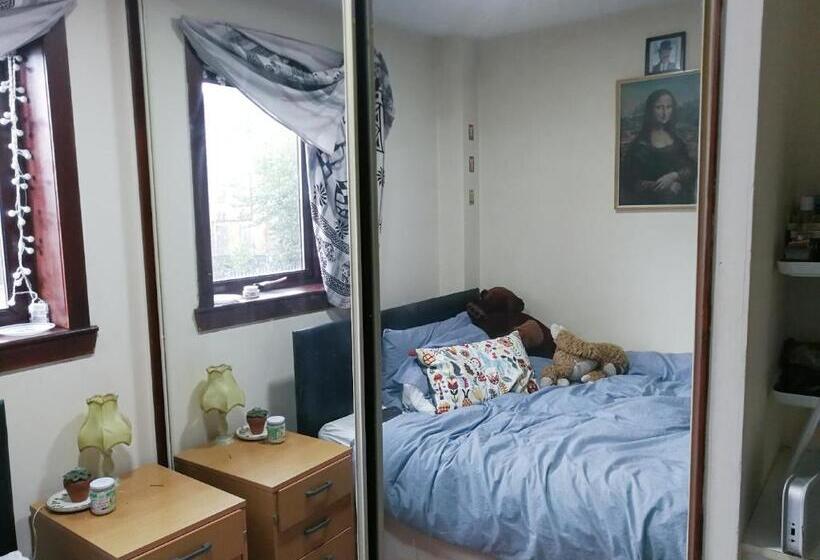 פנסיון Glasgow Millroad Private Room