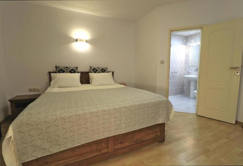 Pensione Ravda Residence