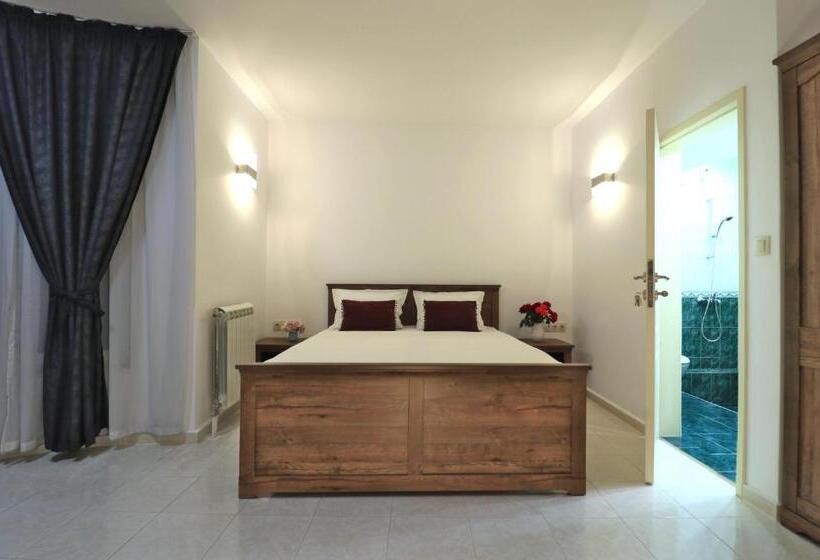 Pensione Ravda Residence