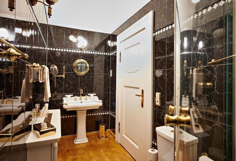 호텔 Bernsteinschloss