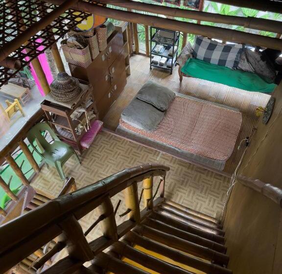 הוסטל Darpins Guesthouse