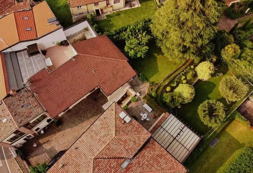 Aamiaismajoitus (B&B) Ad Sidera