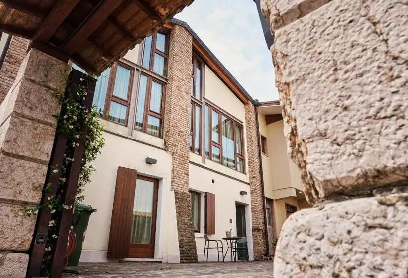 Aamiaismajoitus (B&B) Ad Sidera