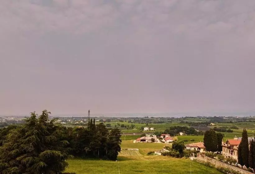Aamiaismajoitus (B&B) Ad Sidera