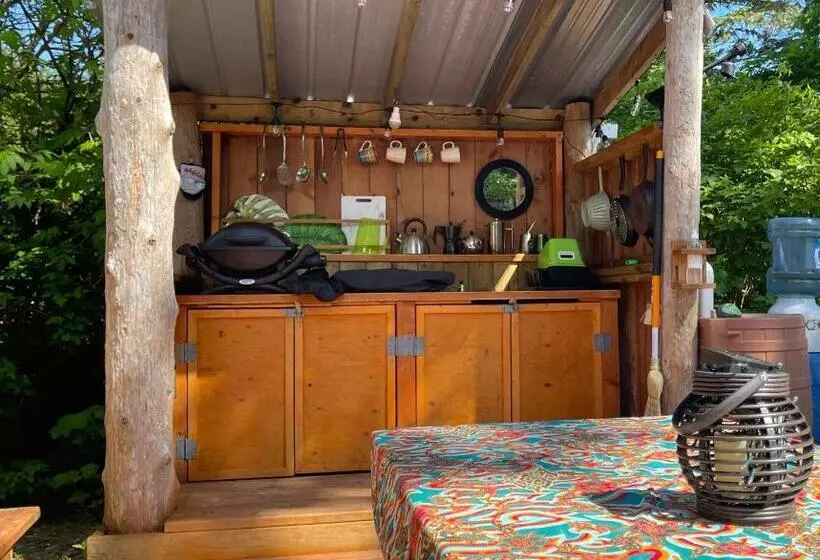 ホテル So Damn Lucky Glamping