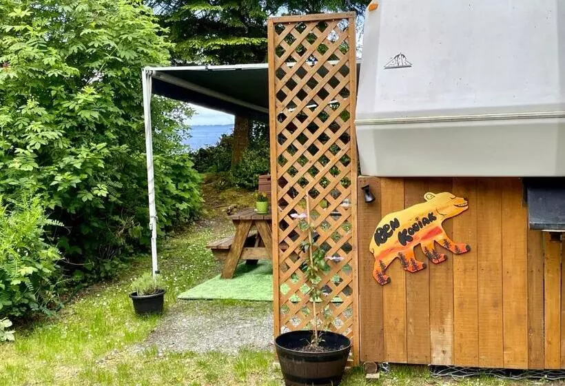 ホテル So Damn Lucky Glamping