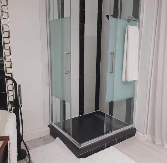 پانسیون ô 3 Parasols