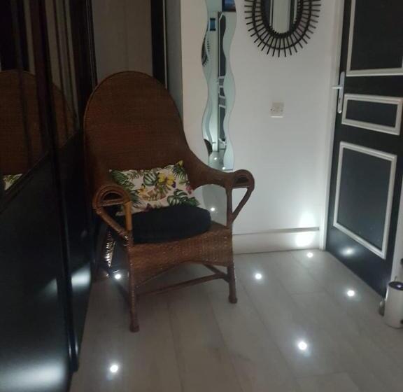 پانسیون ô 3 Parasols