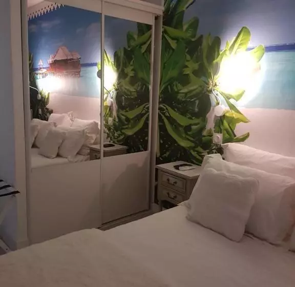 Majatalo ô 3 Parasols