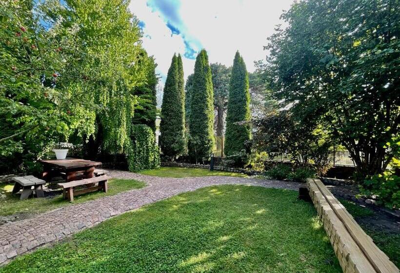 پانسیون Lindaga