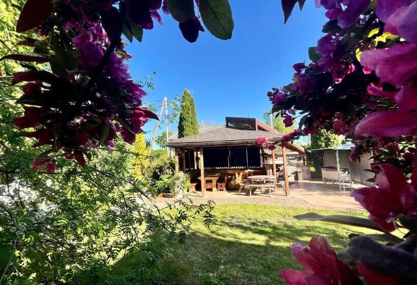 پانسیون Lindaga