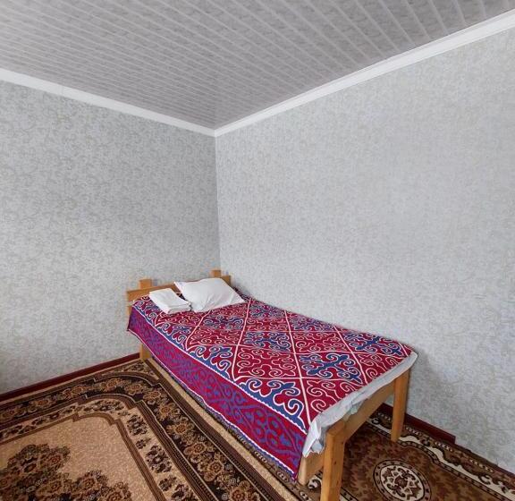 پانسیون Rahat Guesthouse