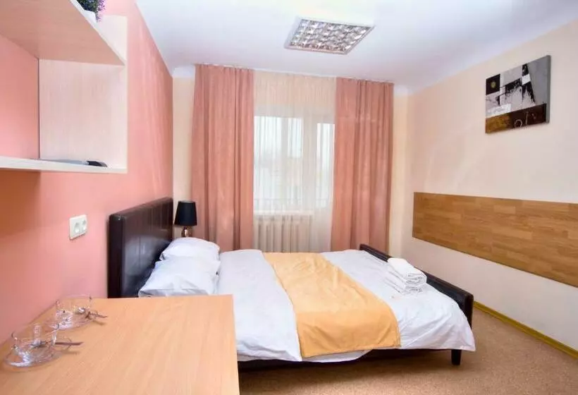 Hostel Podolski Plus