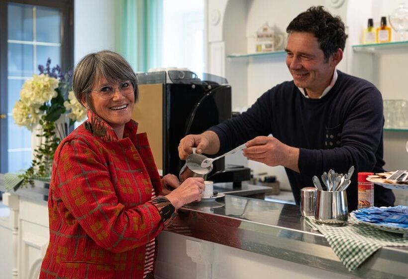 Отель Vecchie Mura