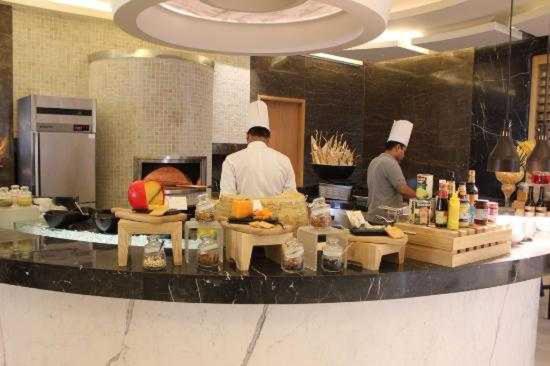 ホテル Oyo  Fabulous Inn Near Pvr Ansal Plaza Greater Noida