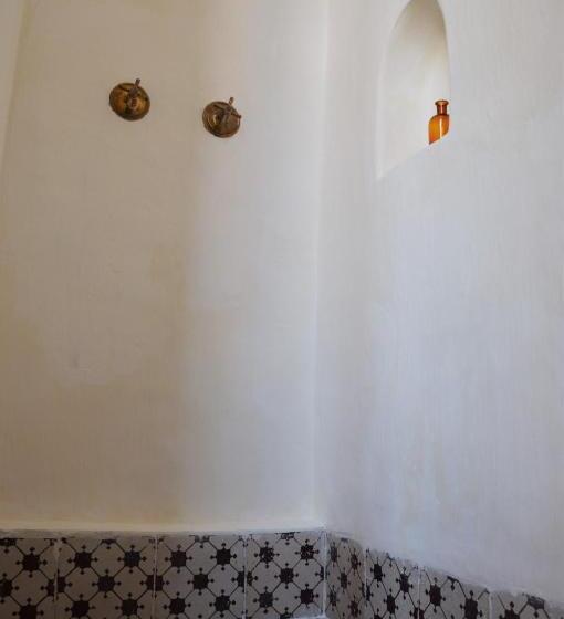 ペンション Casa Hesychia